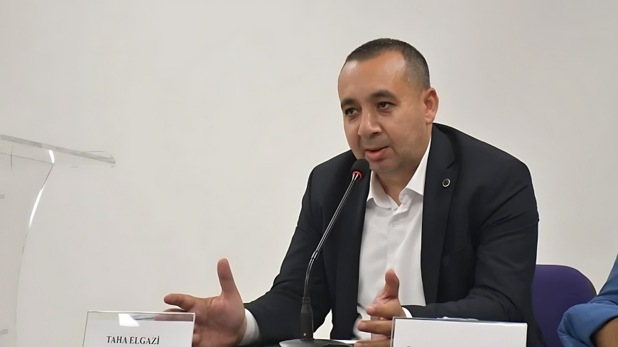 Taha Elgazi ve eşinin ‘sınır dışı edilme’ kararına tepkiler sürüyor