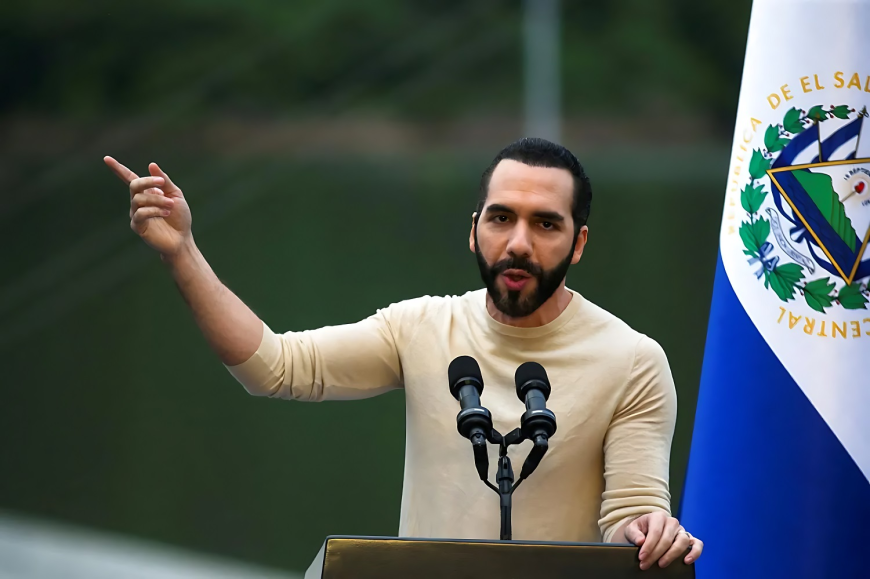 Bukele Rejimi derinleşiyor: Sıradaki hedef hukukçular